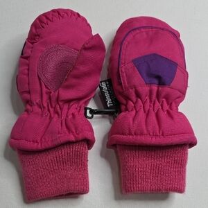 Pink Thinsulate 3M children's ski mittens.